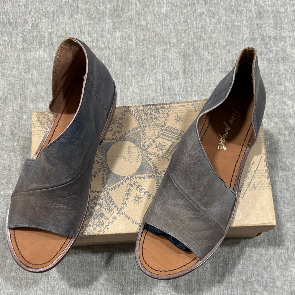 Free People Dark Grey Mont Blanc Leather Sandals Sz 39